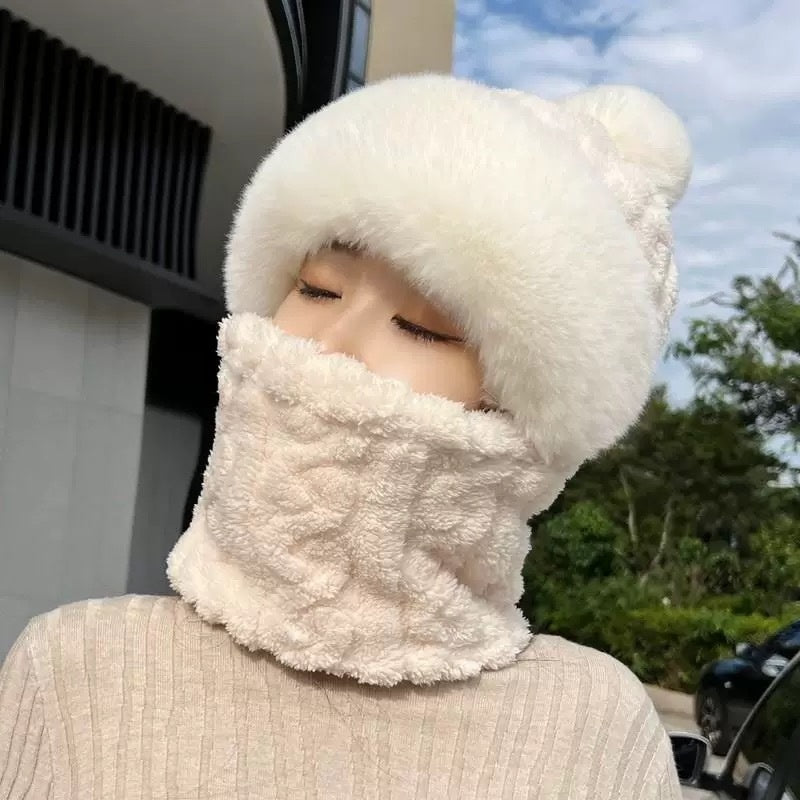 Women's Extreme Cold Series Bobble Hat, Integrated Neck Protection