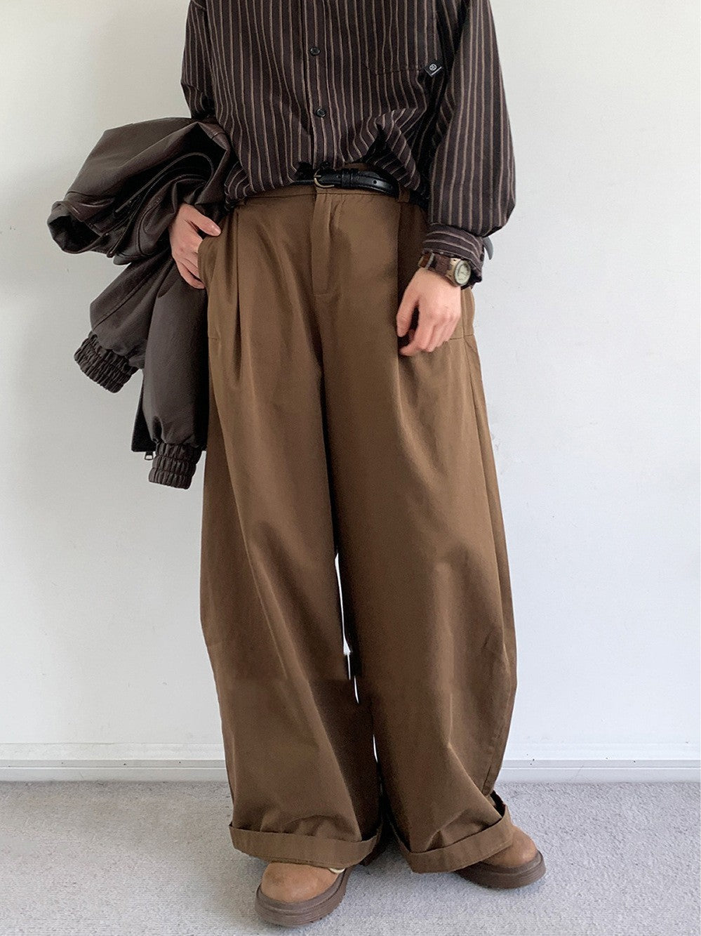 Vireous Very-Loose Style Men's Casual Trousers