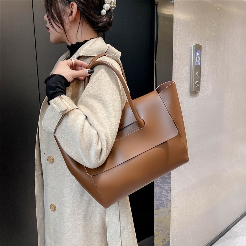 Women's Fashion Shoulder Bag, Large Capacity Famous Brand High Grade Bag