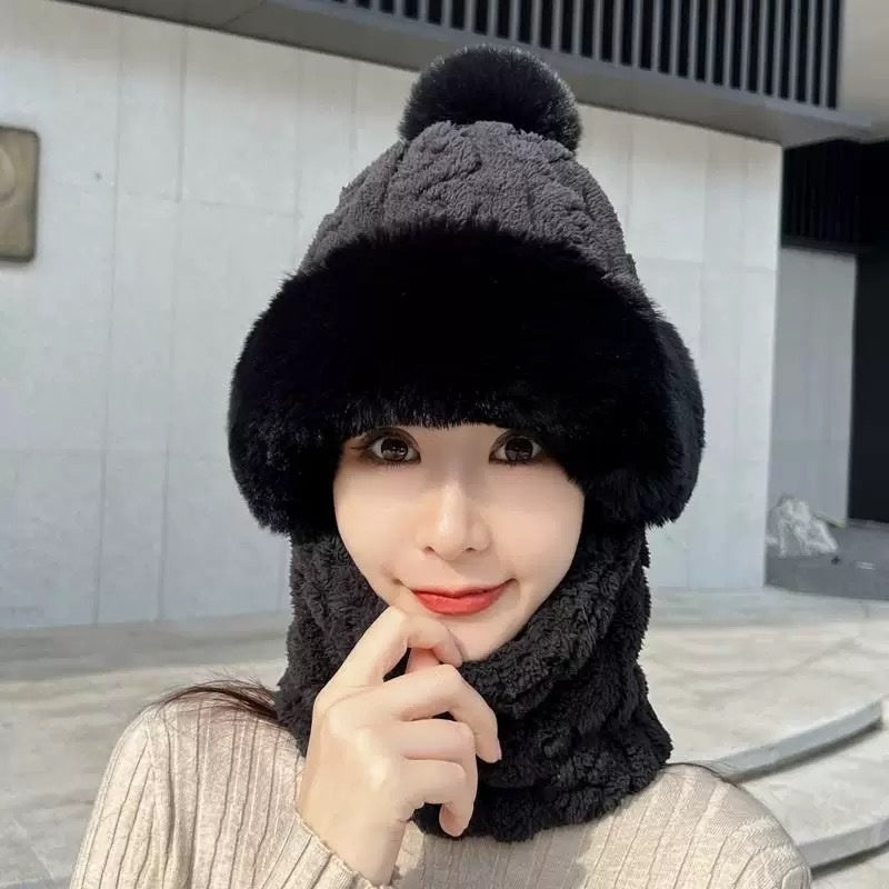 Women's Extreme Cold Series Bobble Hat, Integrated Neck Protection