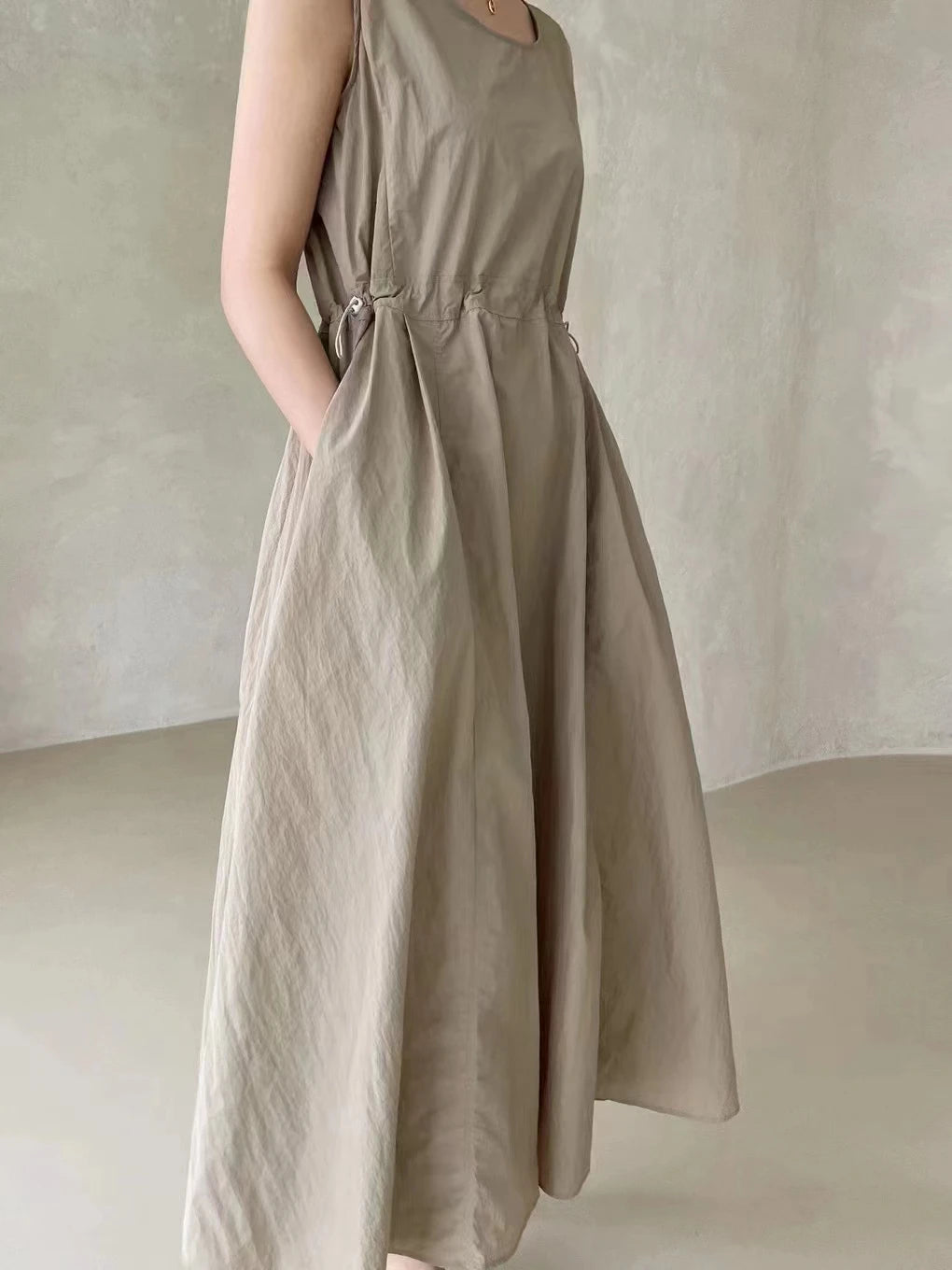 Two-Piece Women's Sleeveless Dress and Matching Jacket Suit