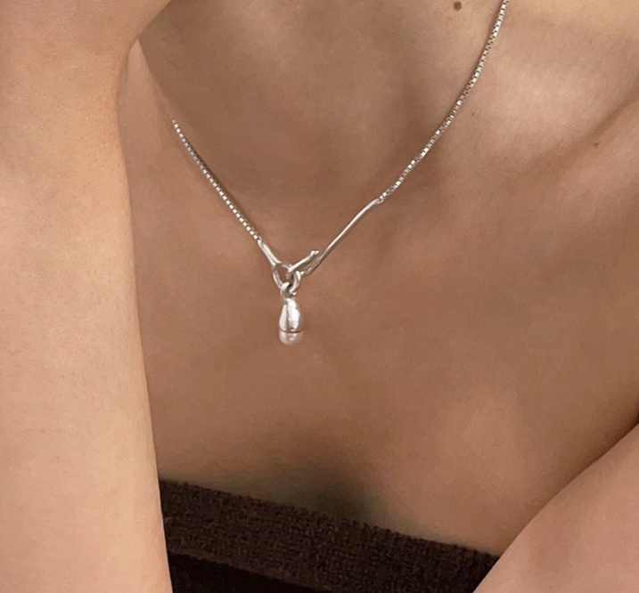 Simply Silver-Plated Pearl Drop Necklace, Classic