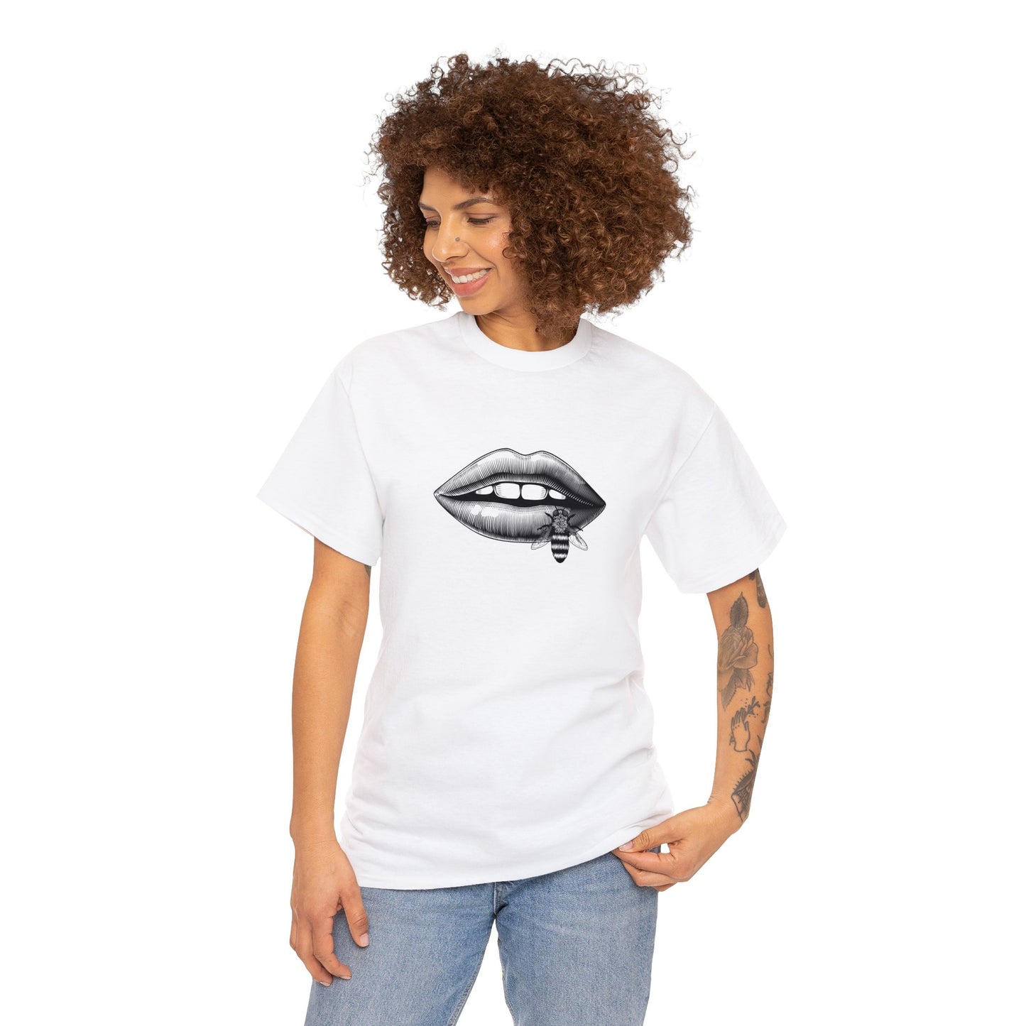 Lip Bee Sting, Sexy Fashion Cotton T-Shirt