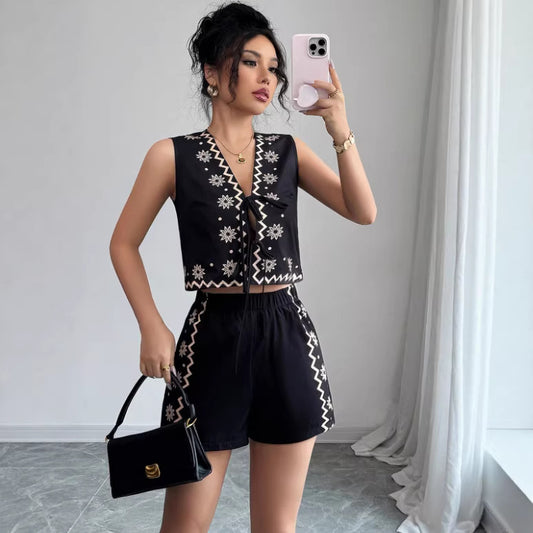 Minimalist-Style Women's Casual Vest and Shorts Set in Black