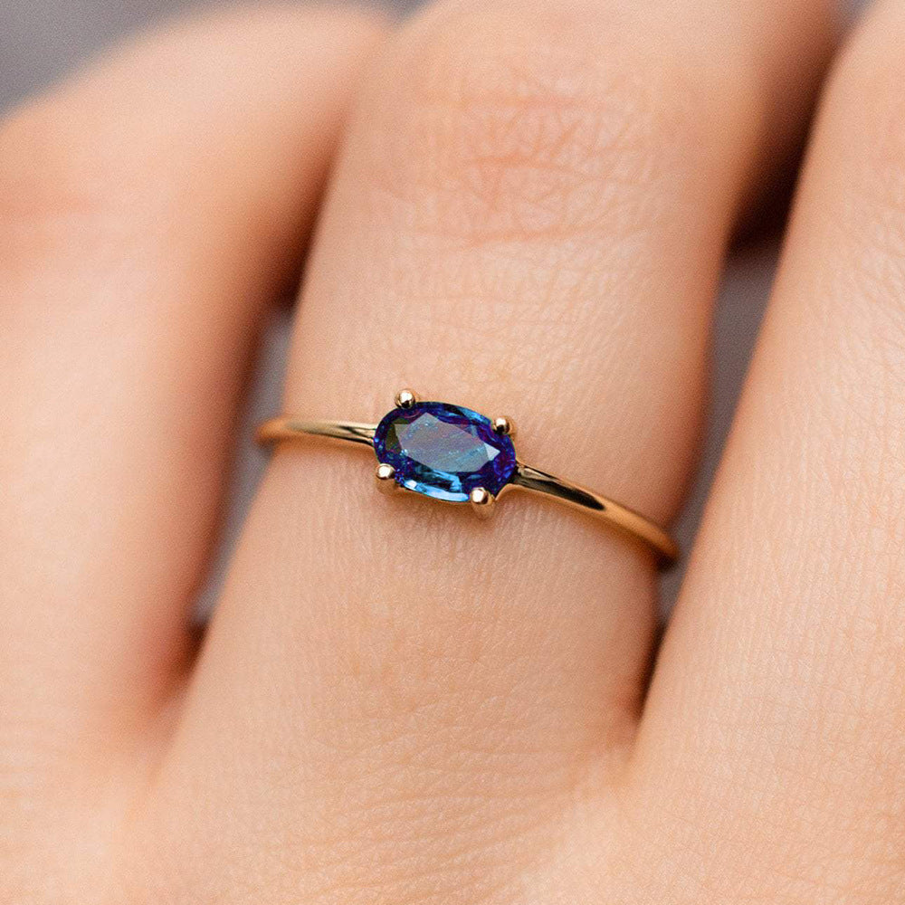Women's Engagement Ring, Traditional Four-Claw Zirconia Gold Plated