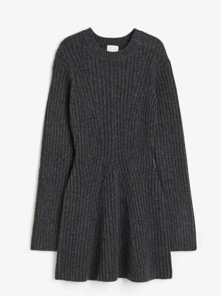 Vireous Textured Round-Neck Knitted Pullover Dress