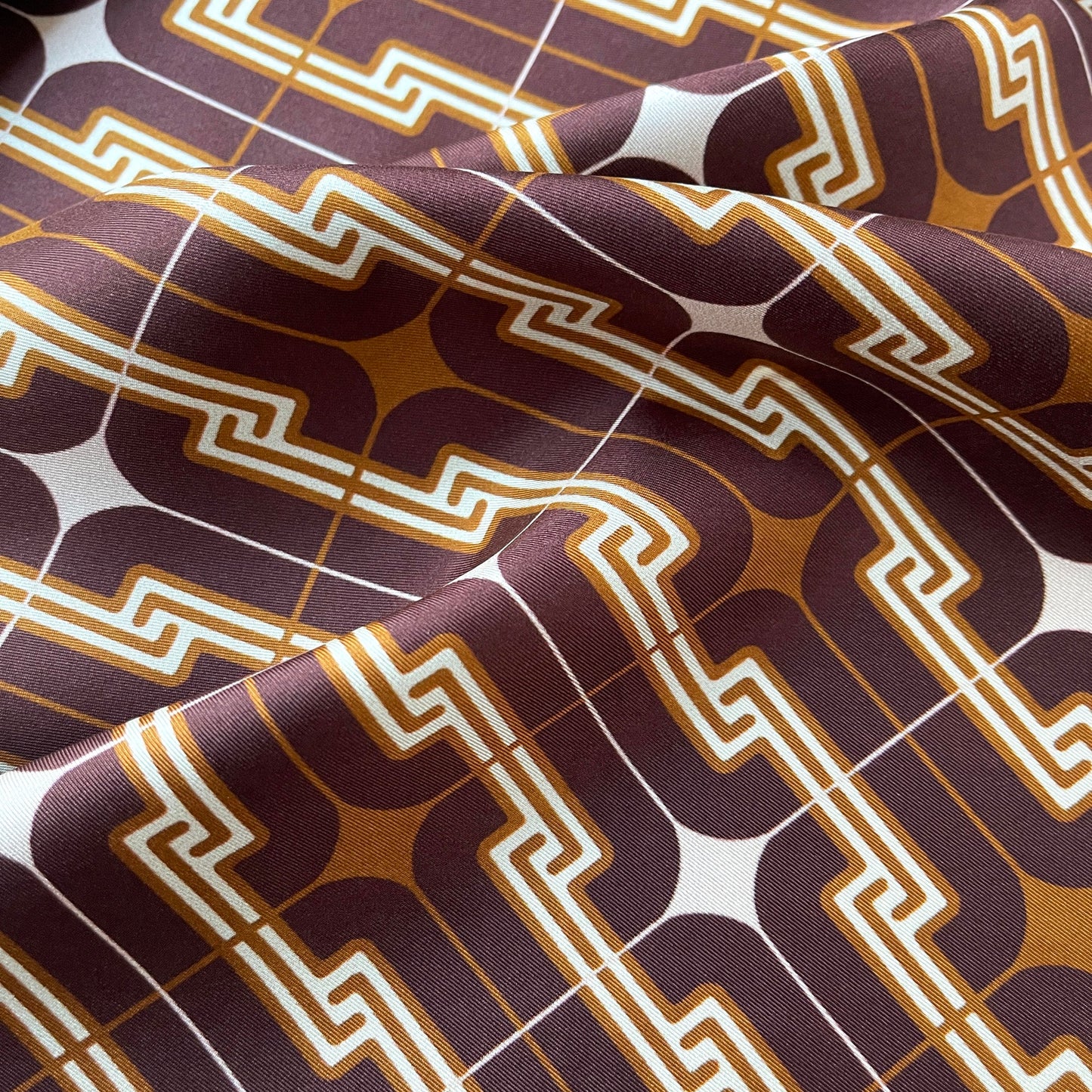 Retro Geometric Silk Square Scarf, 65cm Double-Sided Print Men's Neckerchief with Hand-Rolled Edges