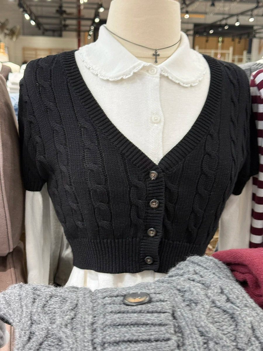 Vireous Cable-Knit Cropped Sweater, Multicolours