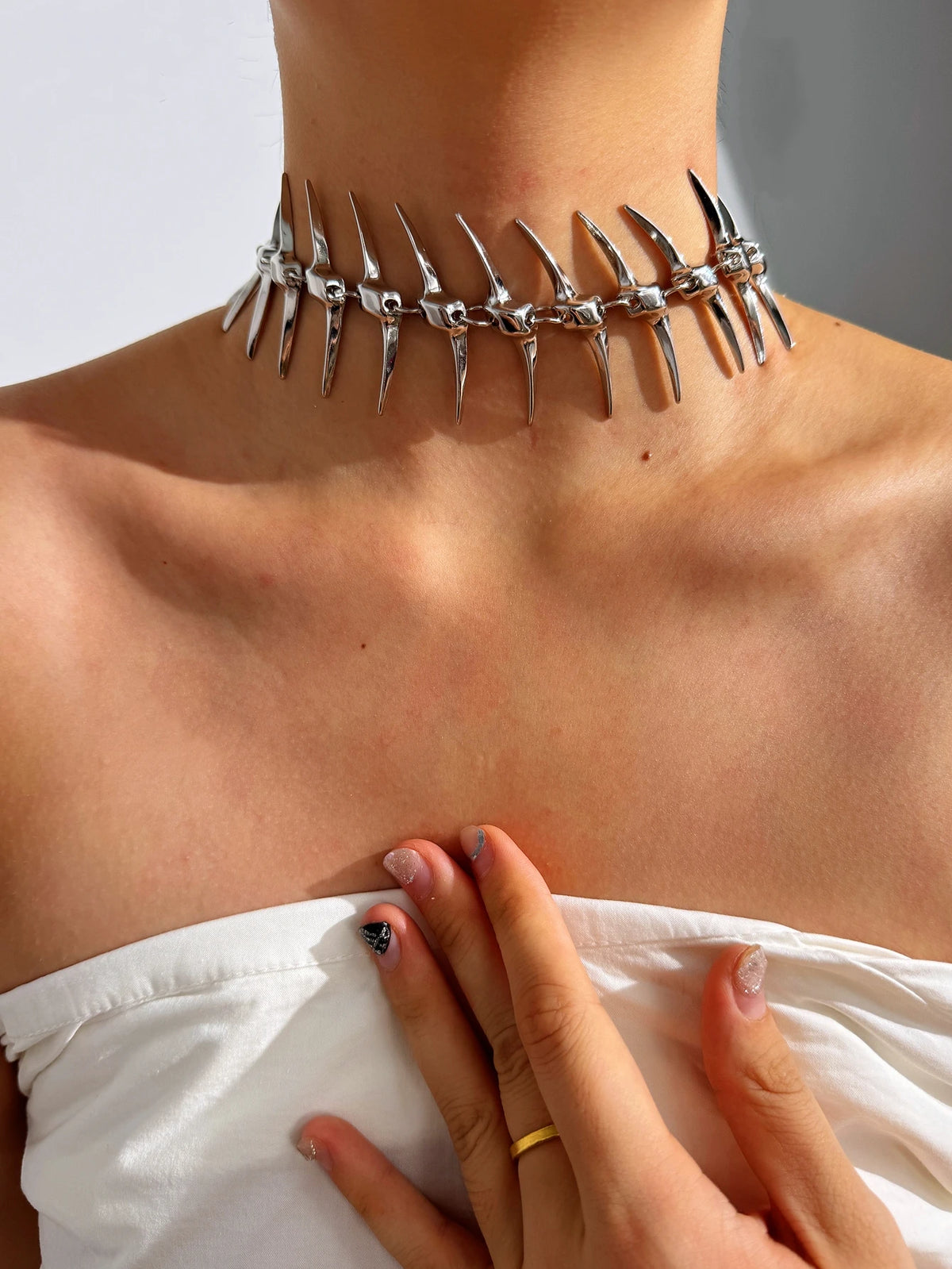 Dark Cross Edgy Niche Thorn Skeleton Necklace