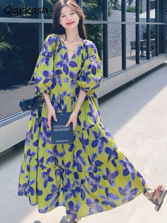 Qarkash Elegant Floral Baggy Aesthetic Dress