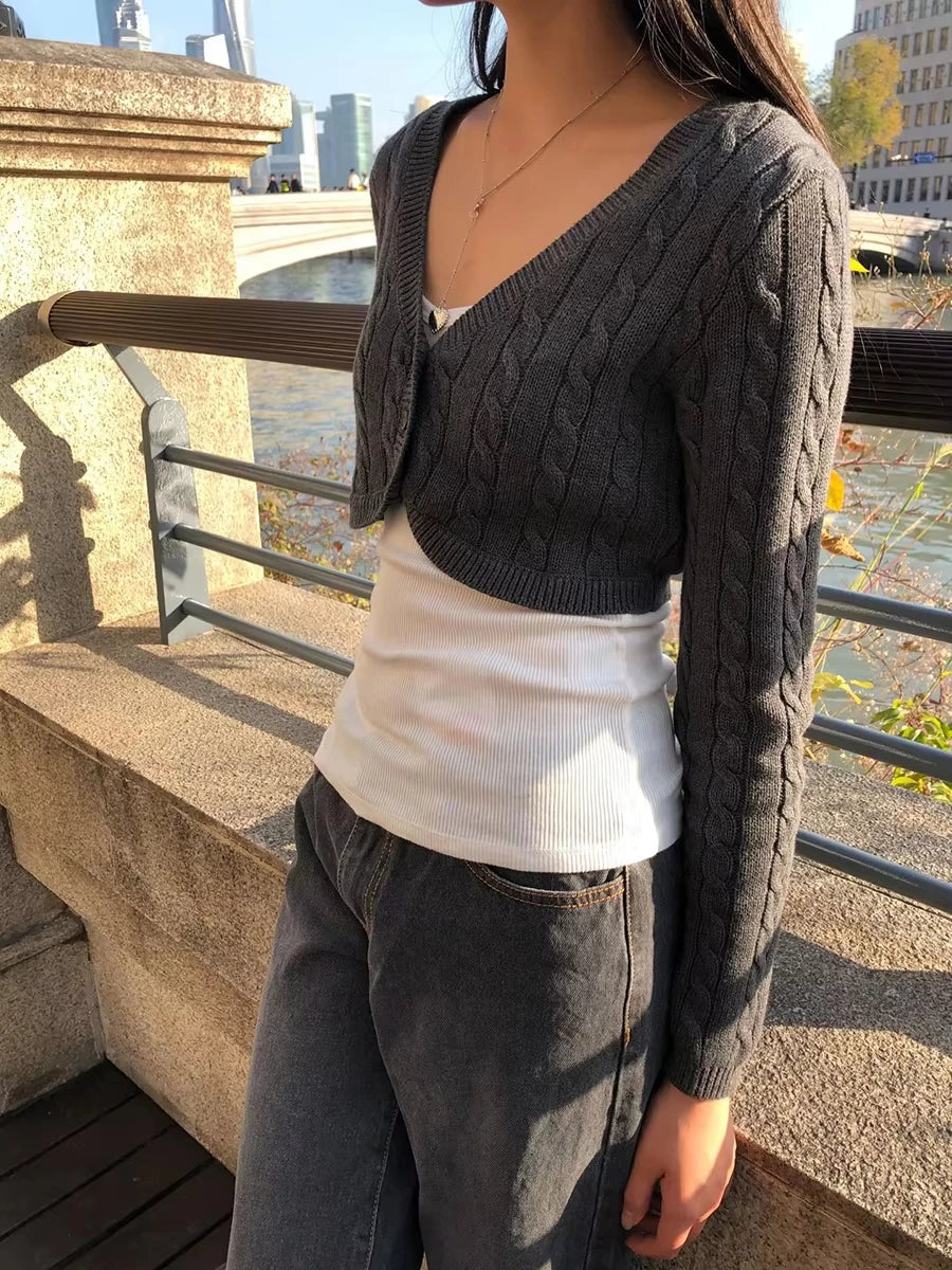 Vireous Cable-Knit Cropped Sweater, Multicolours