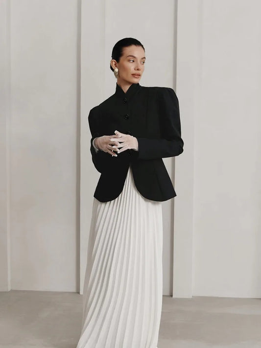 Women's Retro Elegant Black Blazer, Gorgeous Structured Tailoring with Mandarin Collar