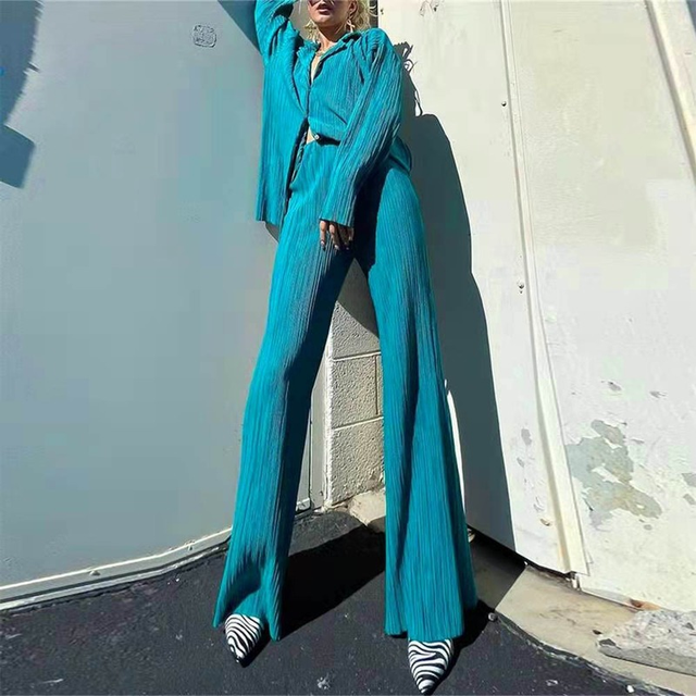 Vireous Two Piece Long Sleeve Women's Lightweight Suit