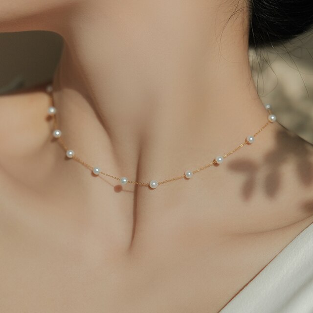 Gold Pendant Pearl Choker Necklace