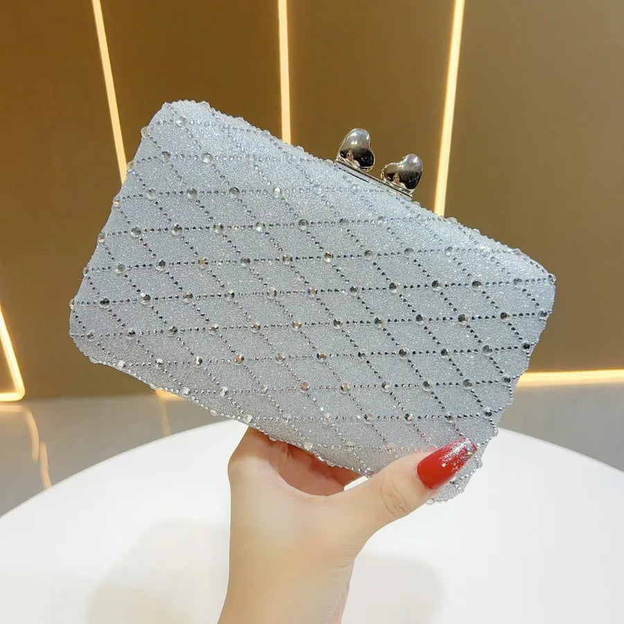 Diamond-Pattern Evening Clutch Handbag with Chain
