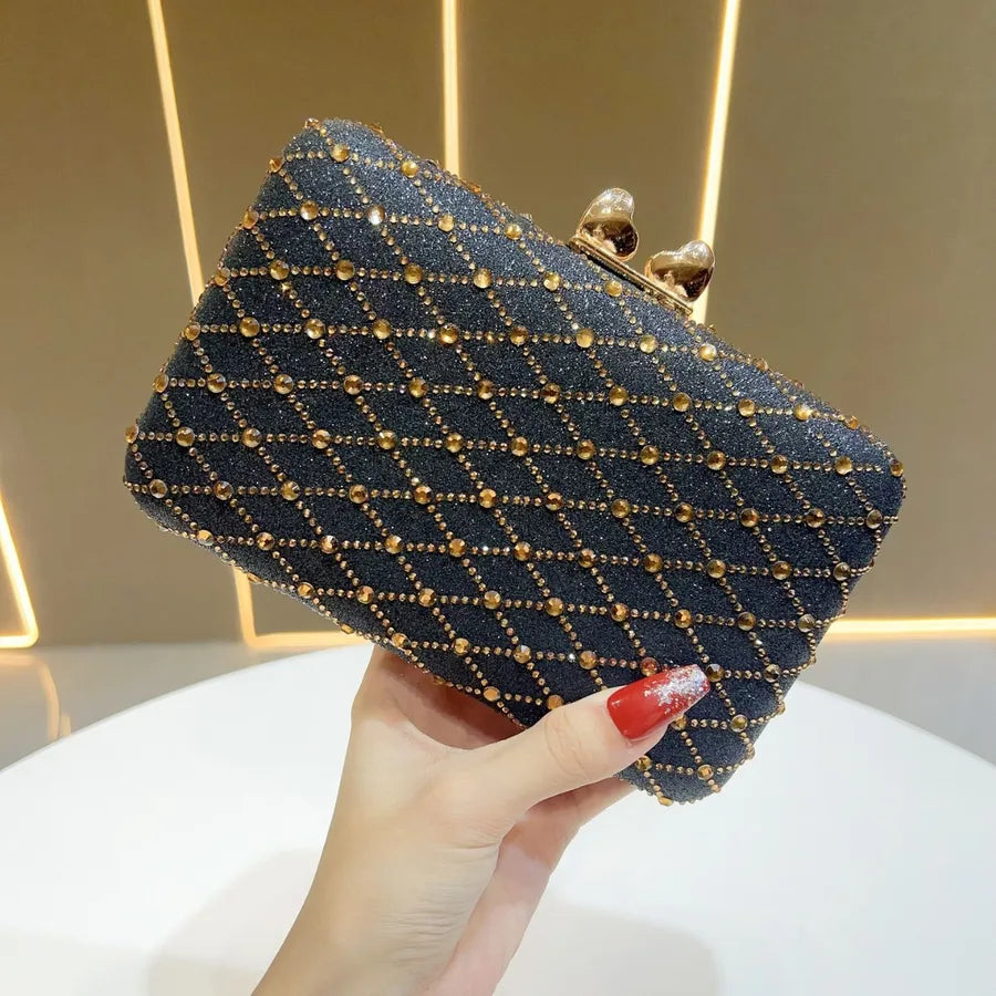 Diamond-Pattern Evening Clutch Handbag with Chain