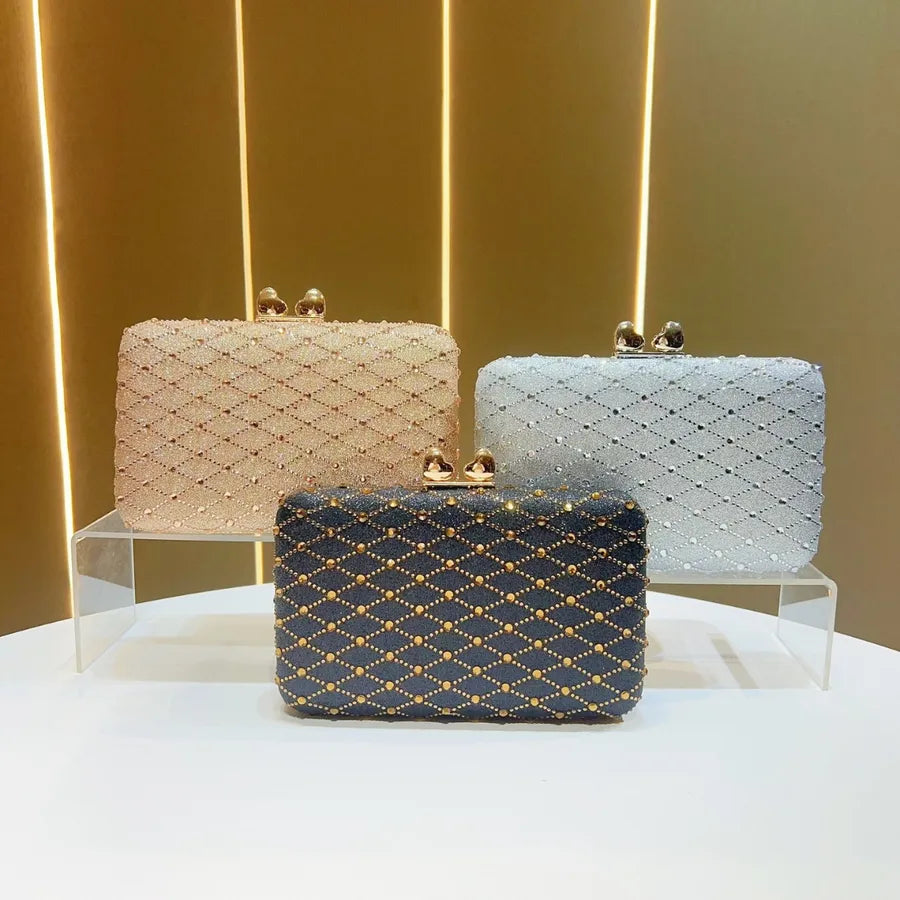 Diamond-Pattern Evening Clutch Handbag with Chain