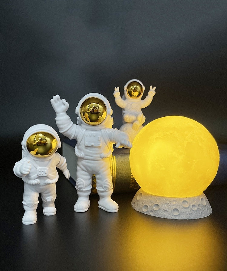 Astronaut Ornament Yellow Moon Ambient Light Creative Office Decorations Modern Astronaut Desktop Ornaments Modelling